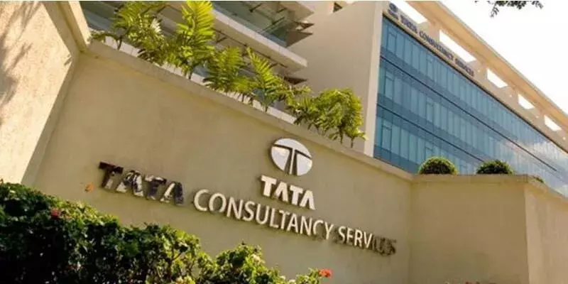 TCS posts Rs 11,392 crore profit in Q4 TCS posts Rs 11,392 crore profit in Q4