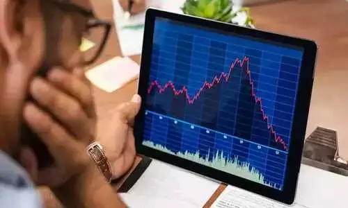 Sensex, Nifty fall for 2nd day on selling in oil, banking stocks