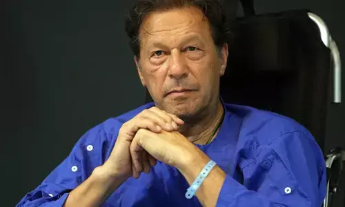 Imran Khan arrested from outside Islamabad High Court, says his party Imran Khan arrested from outside Islamabad High Court, says his party