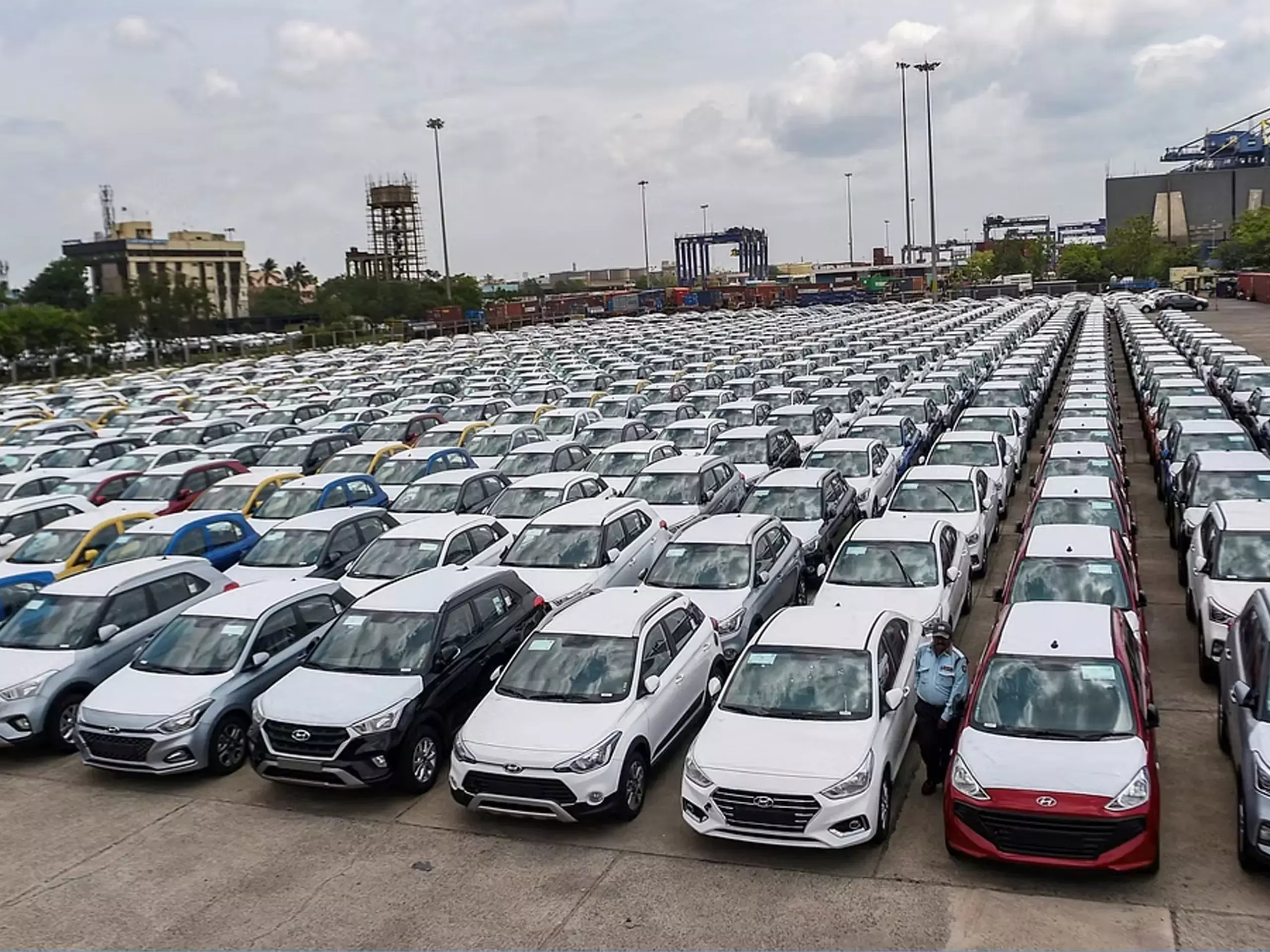 21% dip in automobile exports from India in 2023 21% dip in automobile exports from India in 2023