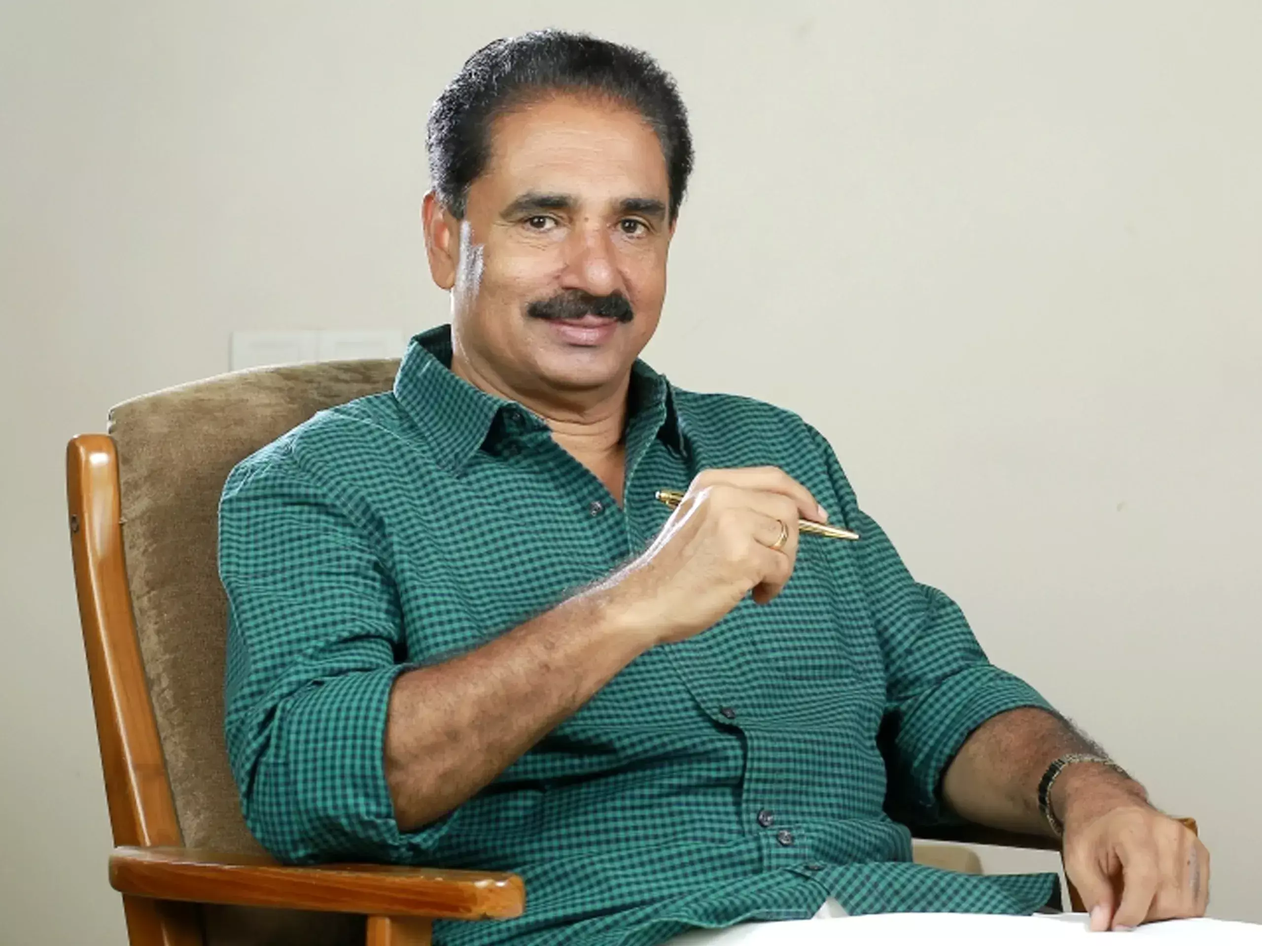 premachandran mp injured in road accident