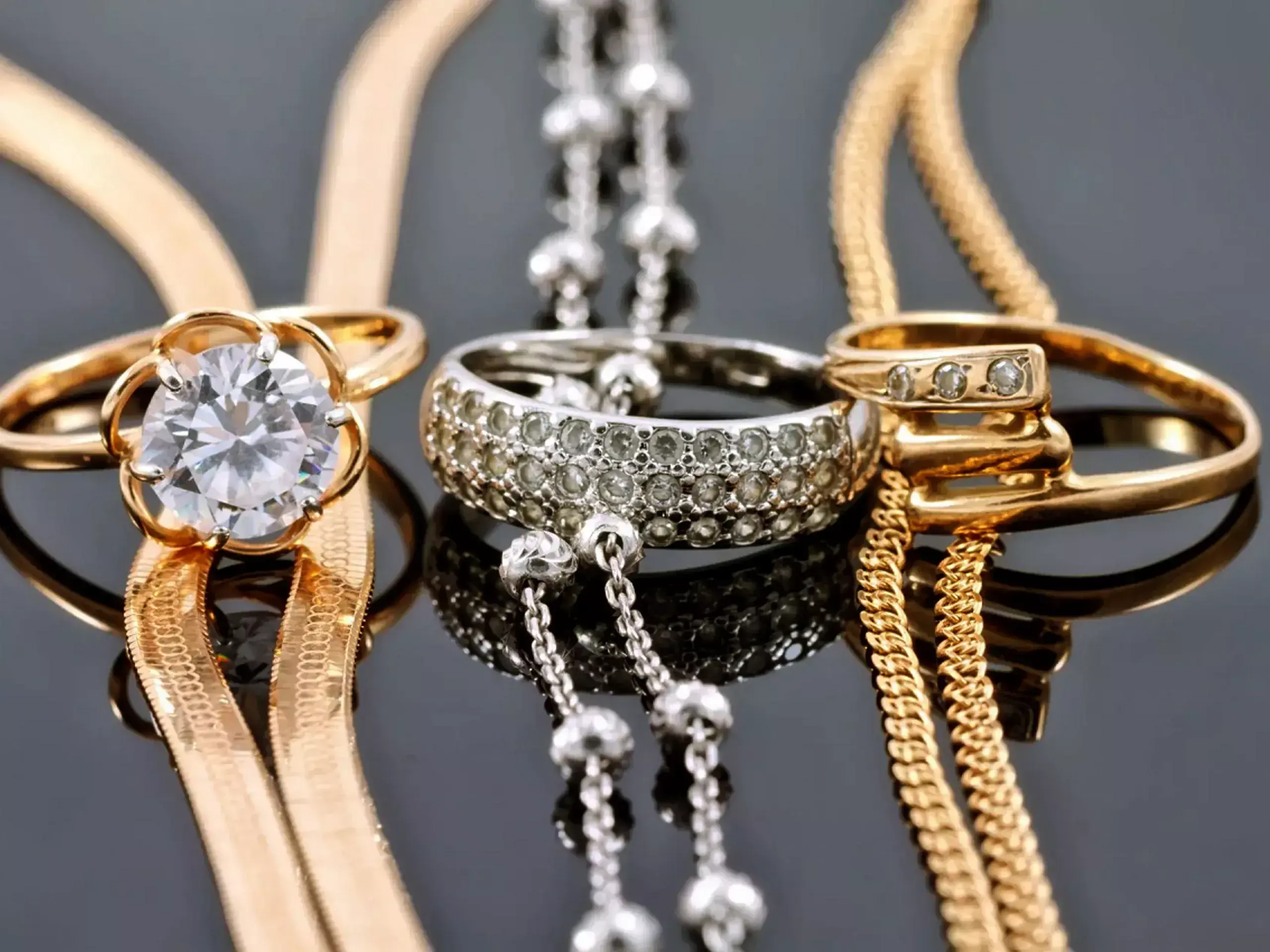 gold sheds rs50, silver gains rs300 gold sheds rs50, silver gains rs300