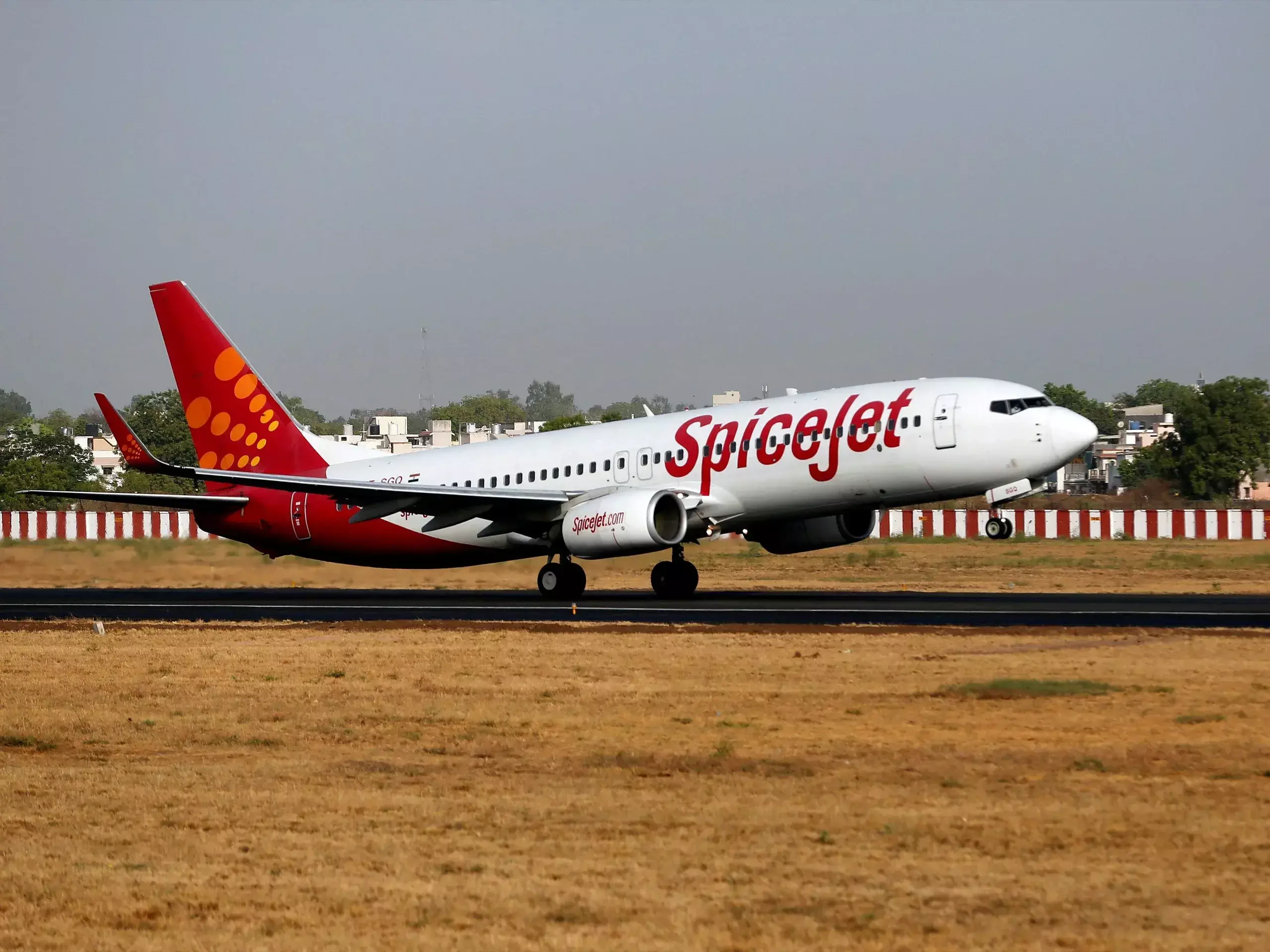 as funding crosses rs 900 crore, spicejet focusing on fleet upgradion, cost cutting steps as funding crosses rs 900 crore, spicejet focusing on fleet upgradion, cost cutting steps