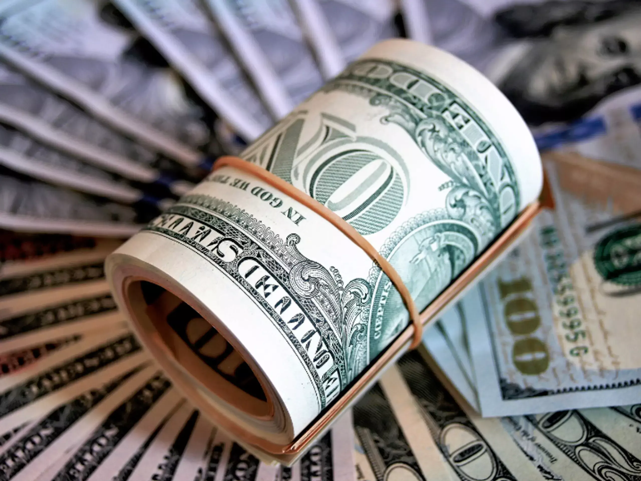 Corperate funding in energy storage sector down by 28% at $19 billion