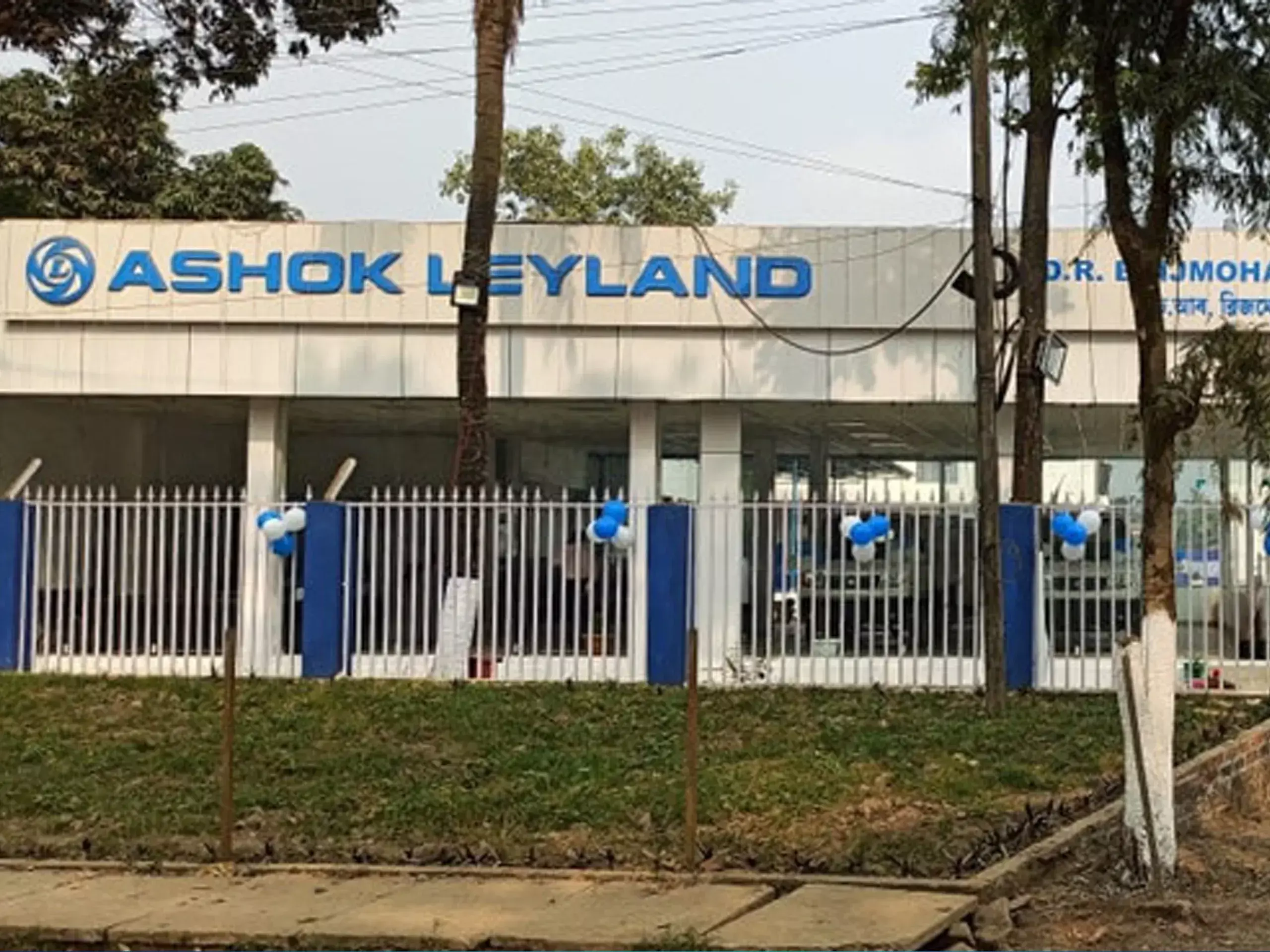 ashok leyland to expand network to north-east