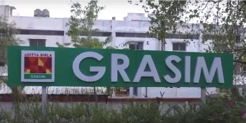 Grasim Ind entering market with Rs.4,000 crore rights issue on January 17 Grasim Ind entering market with Rs.4,000 crore rights issue on January 17
